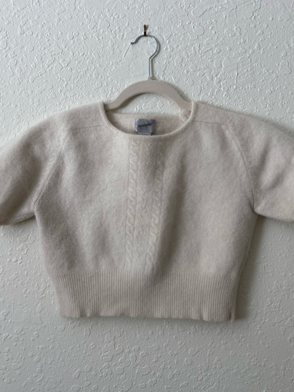 Vintage Cream Cable-Trim Cropped Crewneck Sweater with Short Sleeves
